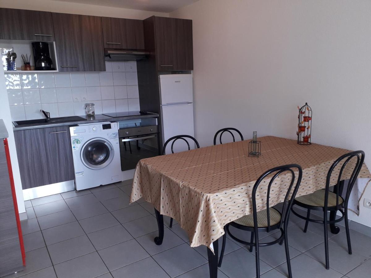 Bel Appartement En Residence Avec Parking Prive Arvert Eksteriør billede