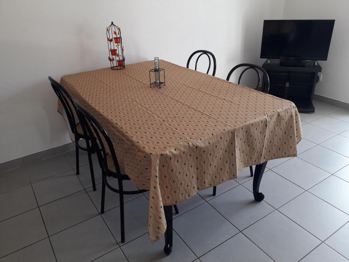 Bel Appartement En Residence Avec Parking Prive Arvert Eksteriør billede