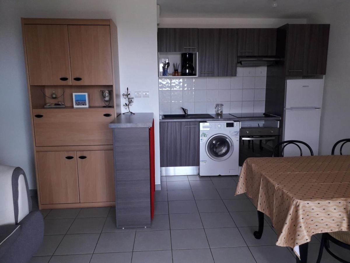 Bel Appartement En Residence Avec Parking Prive Arvert Eksteriør billede