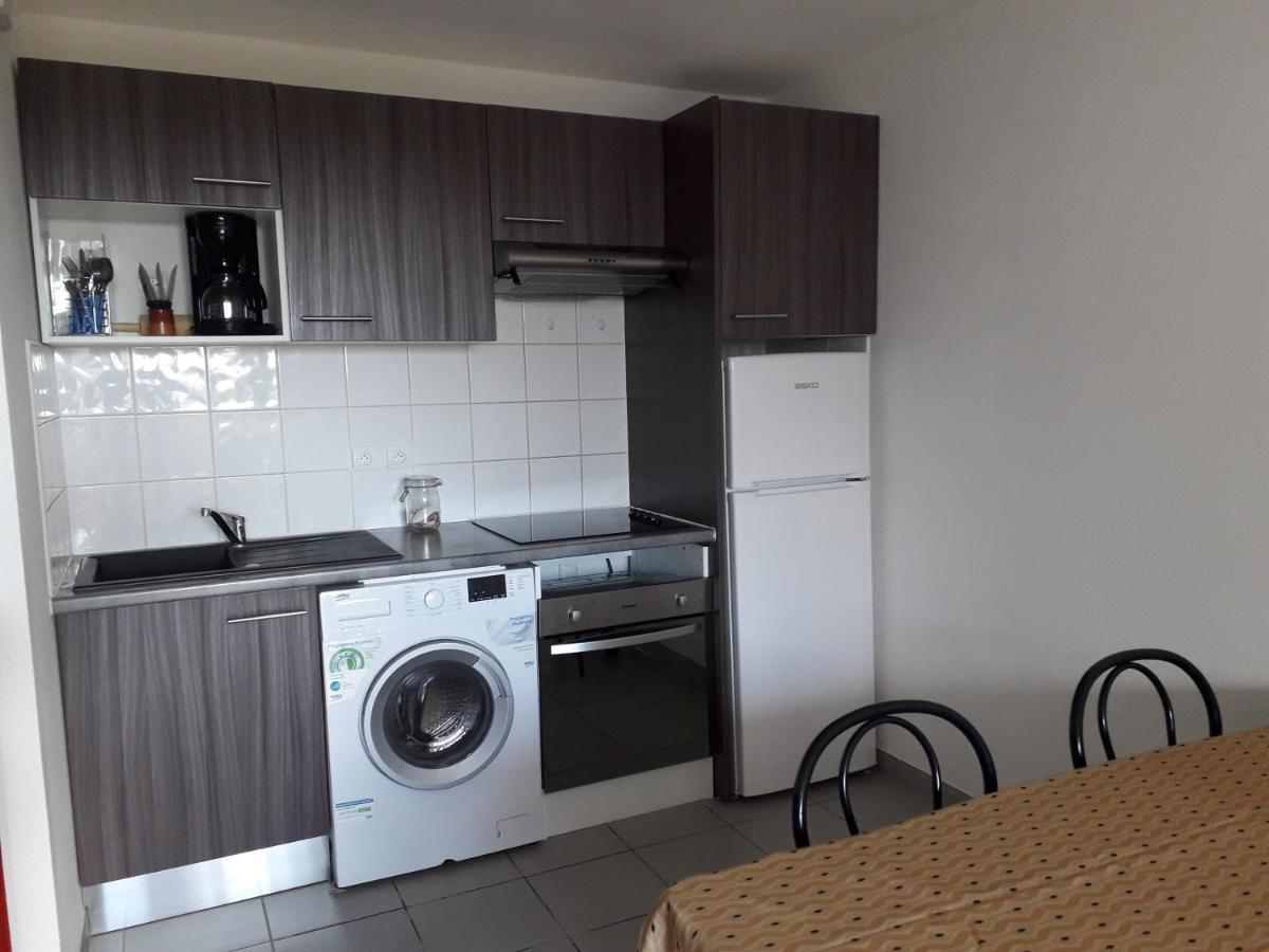 Bel Appartement En Residence Avec Parking Prive Arvert Eksteriør billede